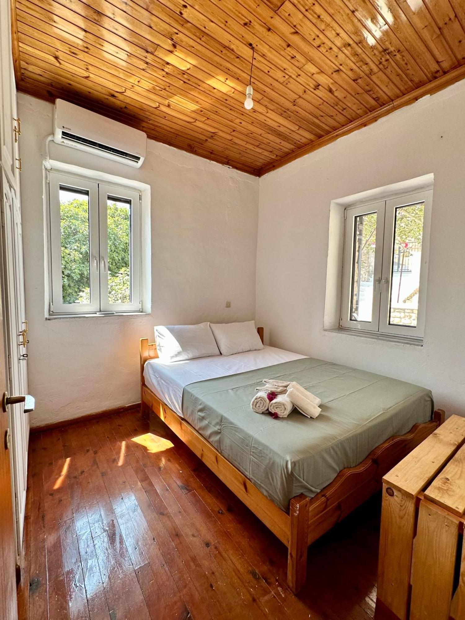 Chrysavgi Stone House Villa Katomerion Exterior photo